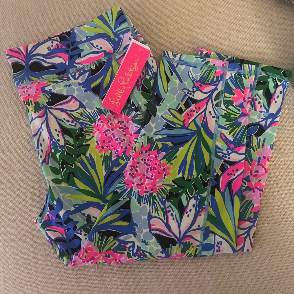 Lilly Pulitzer Floral Burst Leggings - Pink, Blue, Green. Crop leggings